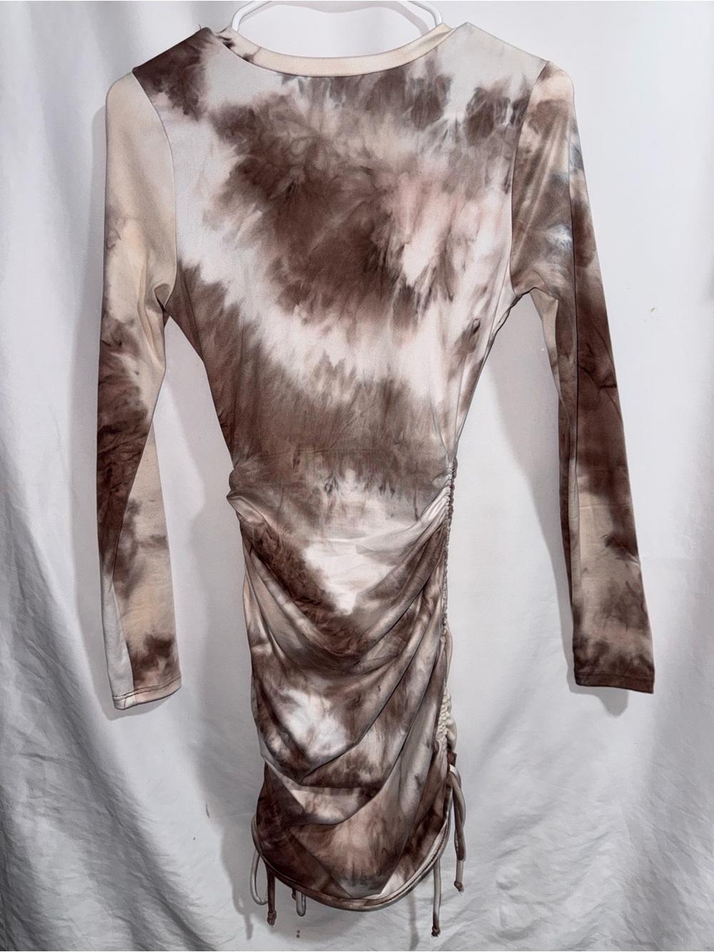 Windsor Brown & Cream Tie-Dye Ruched Long-Sleeve Bodycon Dress